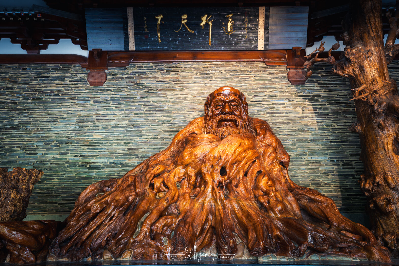Chinese culture root carving 3