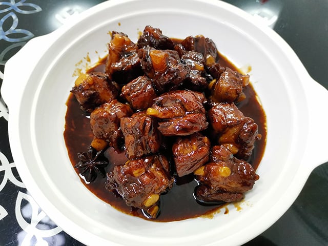 Sweet and sour spare ribs