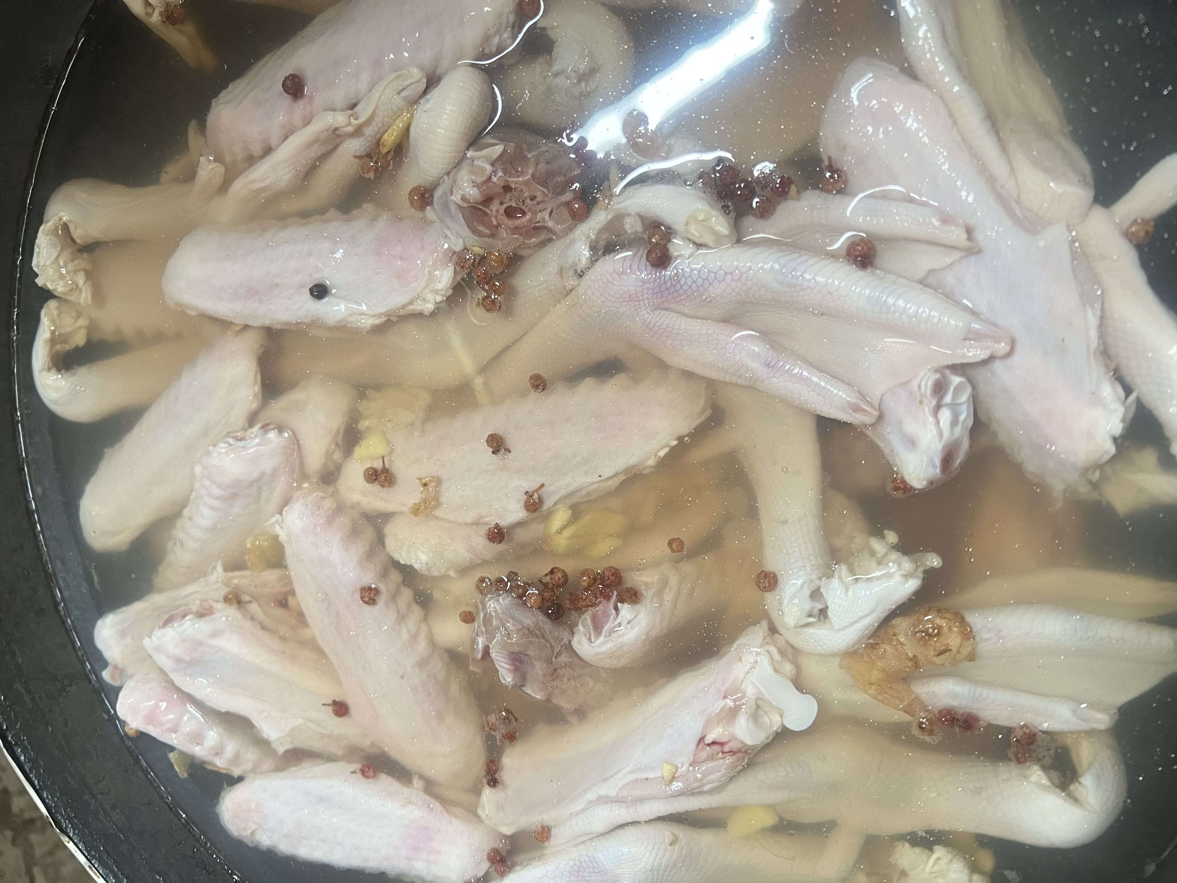 Blanching to remove odor